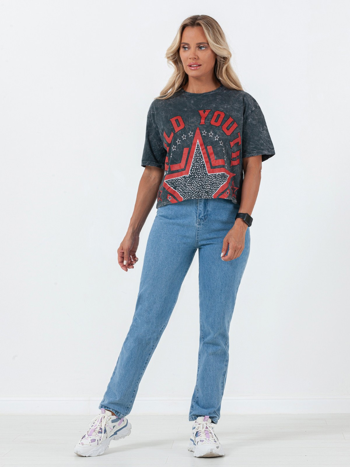 Женские футболки. Сборные фотосъёмки в Москве. фотосессии одежды.фотограф