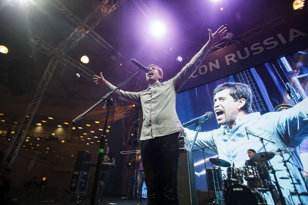 Вы можете их знать. Евгений Пелевин. Фотограф. Промышленность, репортажи, свадьбы, портрет