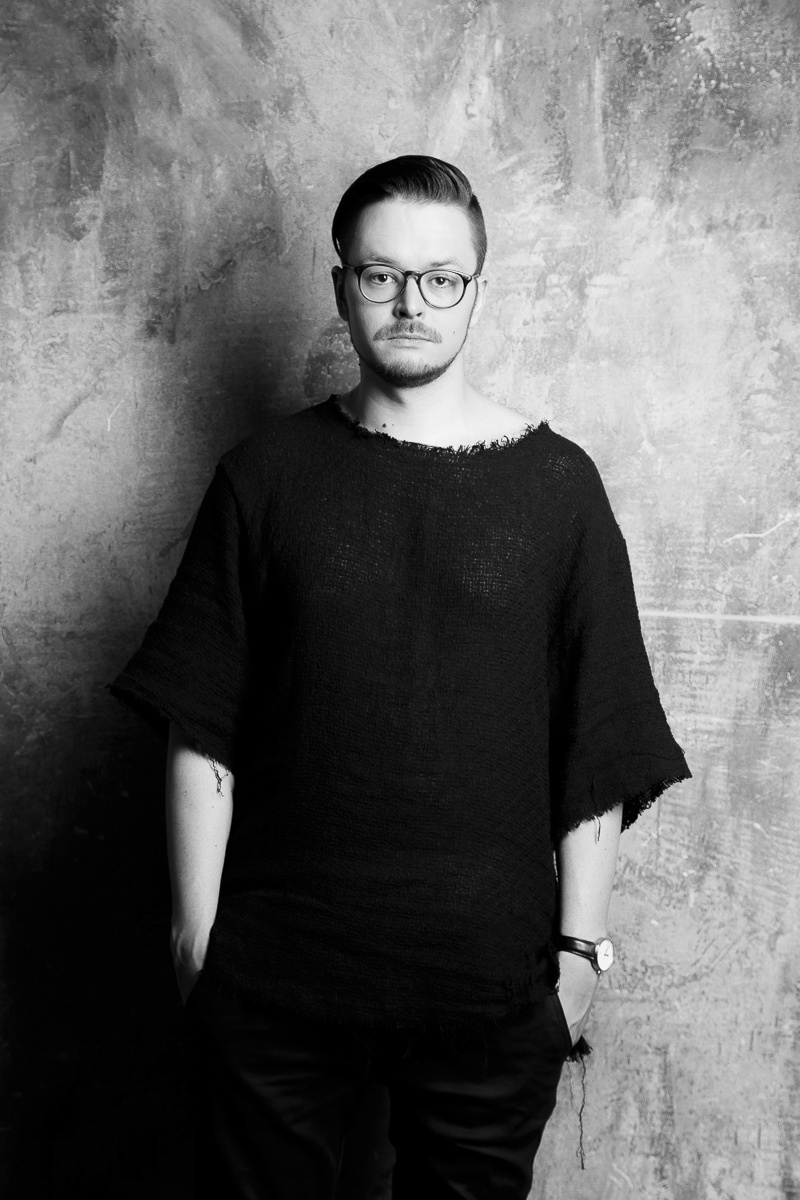 דְיוֹקָן. יבגני פלבין. צלם. תעשייה, דיווחים, חתונות, פורטרט