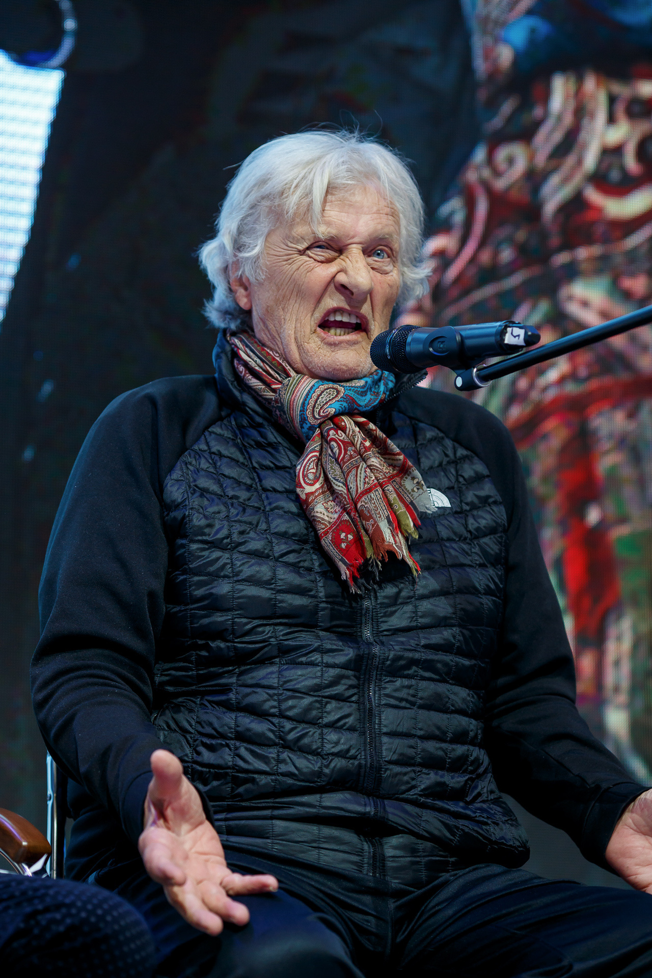 Вы можете их знать. Евгений Пелевин. Фотограф. Промышленность, репортажи, свадьбы, портрет