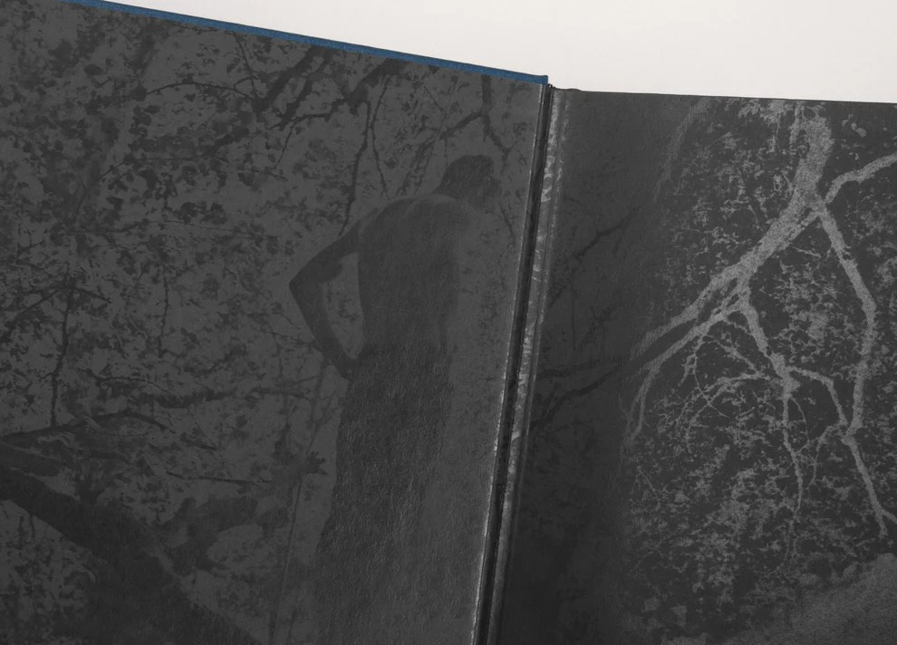 Фотокнижная библиотека Эдуарда Савосина. Фотограф и исследователь фотографии из Санкт-Петербурга Елизавета Веприцкая