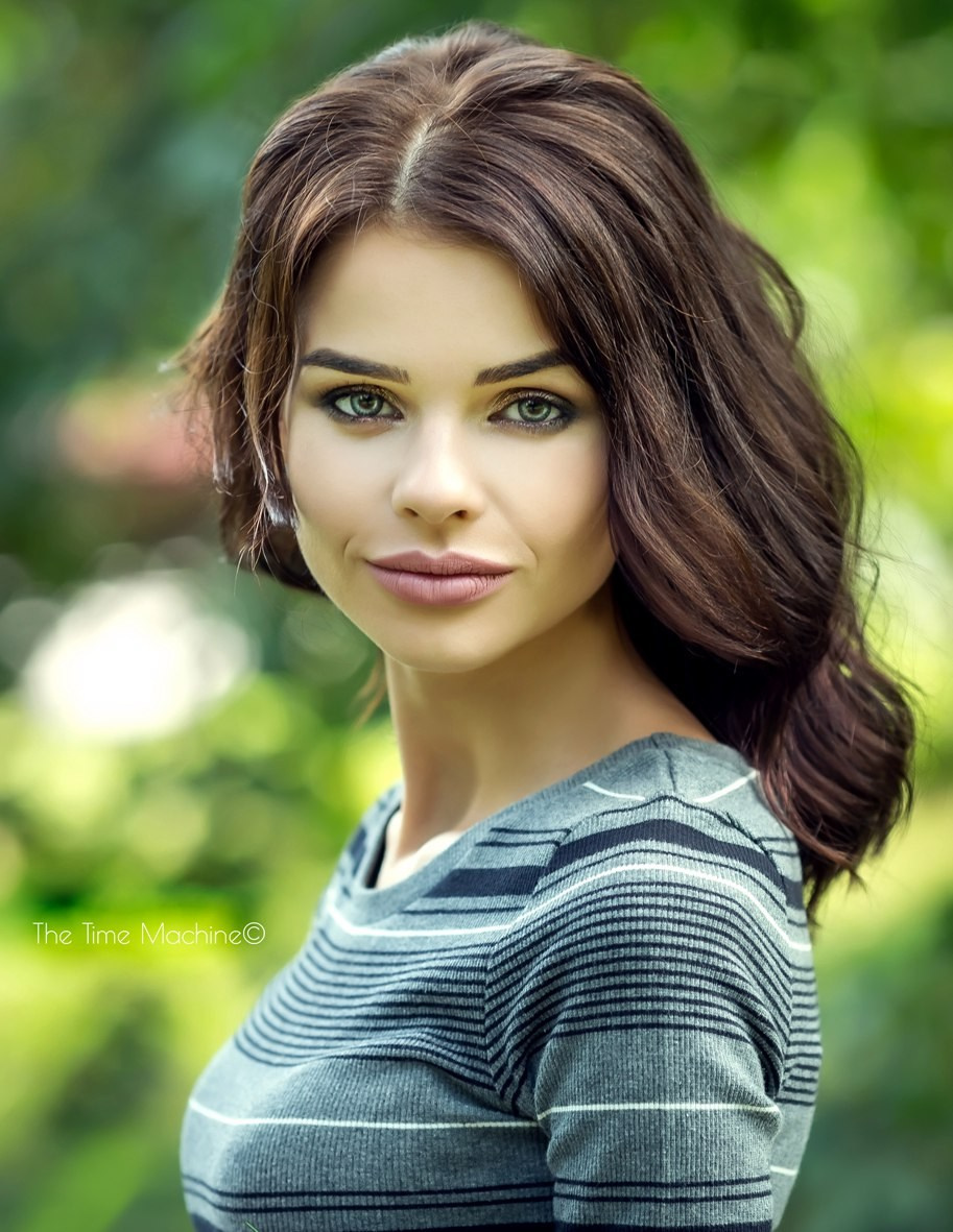 ЖЕНСКИЙ ПОРТРЕТ. Фотограф для маркетплейсов Михаил Бове