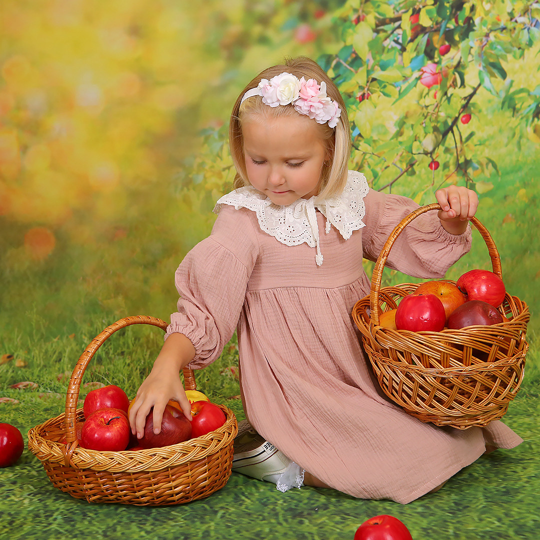 Яблоневый сад. Студия детской и семейной фотографии 12кадров