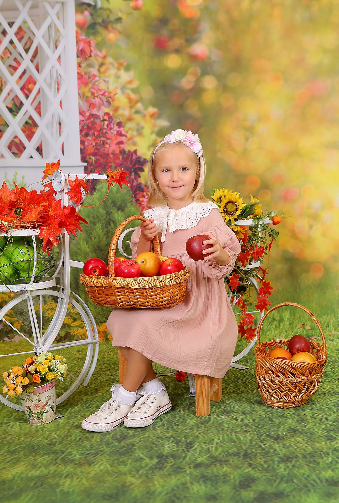 Яблоневый сад. Студия детской и семейной фотографии 12кадров