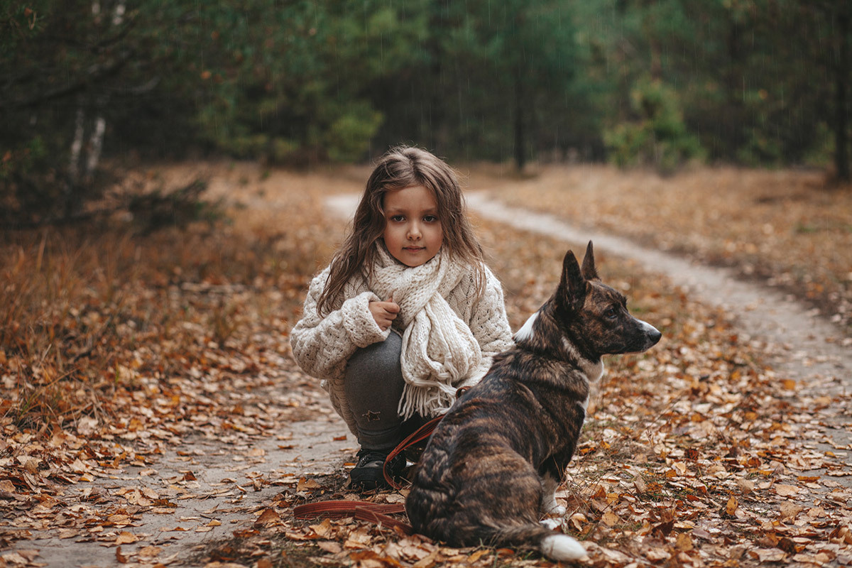 Осень. Полина и Маша. Фотограф Мальнева Юлия в Липецке, в Москве. Фотостудия MARU в Липецке