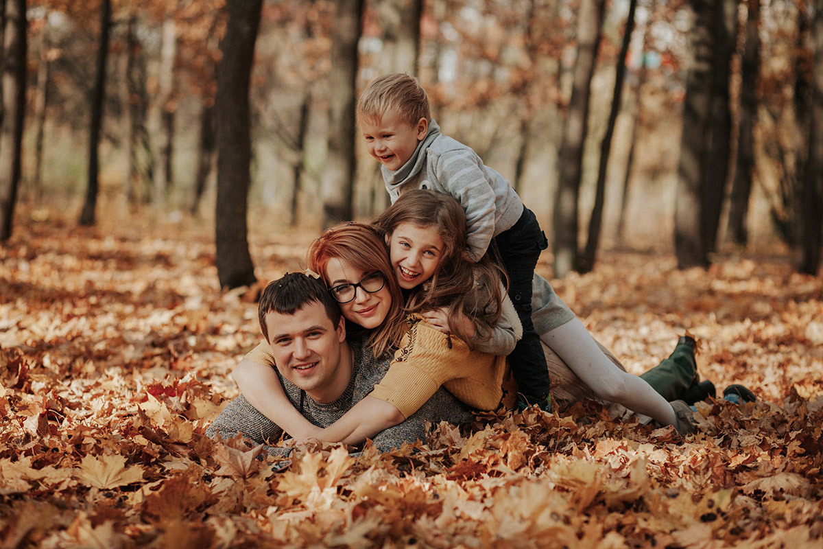 Семья Бадиковых. Фотограф Мальнева Юлия в Липецке, в Москве. Фотостудия MARU в Липецке