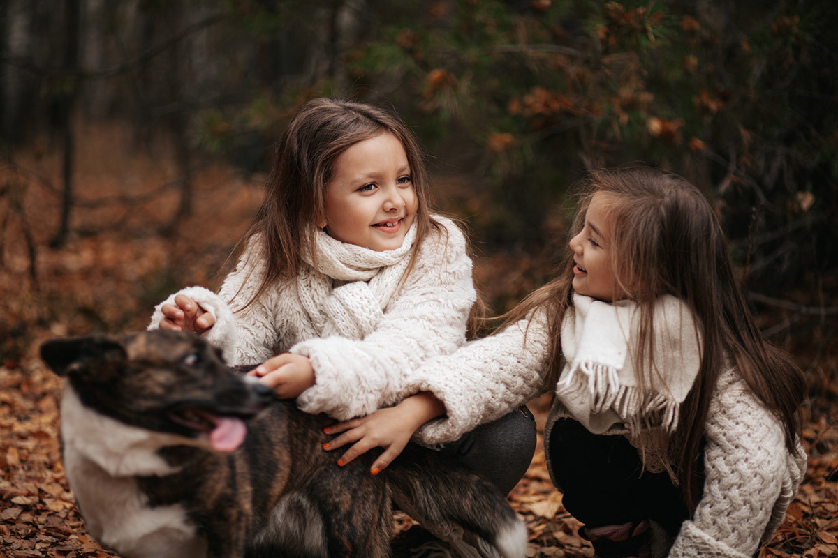 Осень. Полина и Маша. Фотограф Мальнева Юлия в Липецке, в Москве. Фотостудия MARU в Липецке