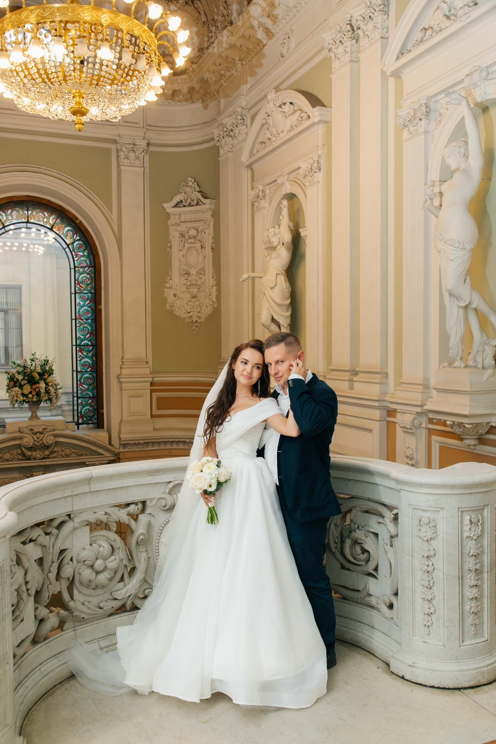 свадьба в спб заказать фотографа, где лучше провести свадьба в спб, свадебный банкетный зал какой выбрать, костюм на свадьбу жених, платье для невесты