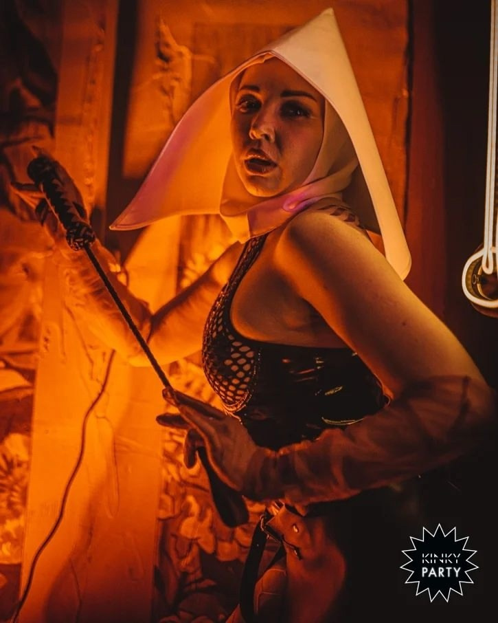 Фотография с закрытого мероприятия. Репортажный фотограф в Москве