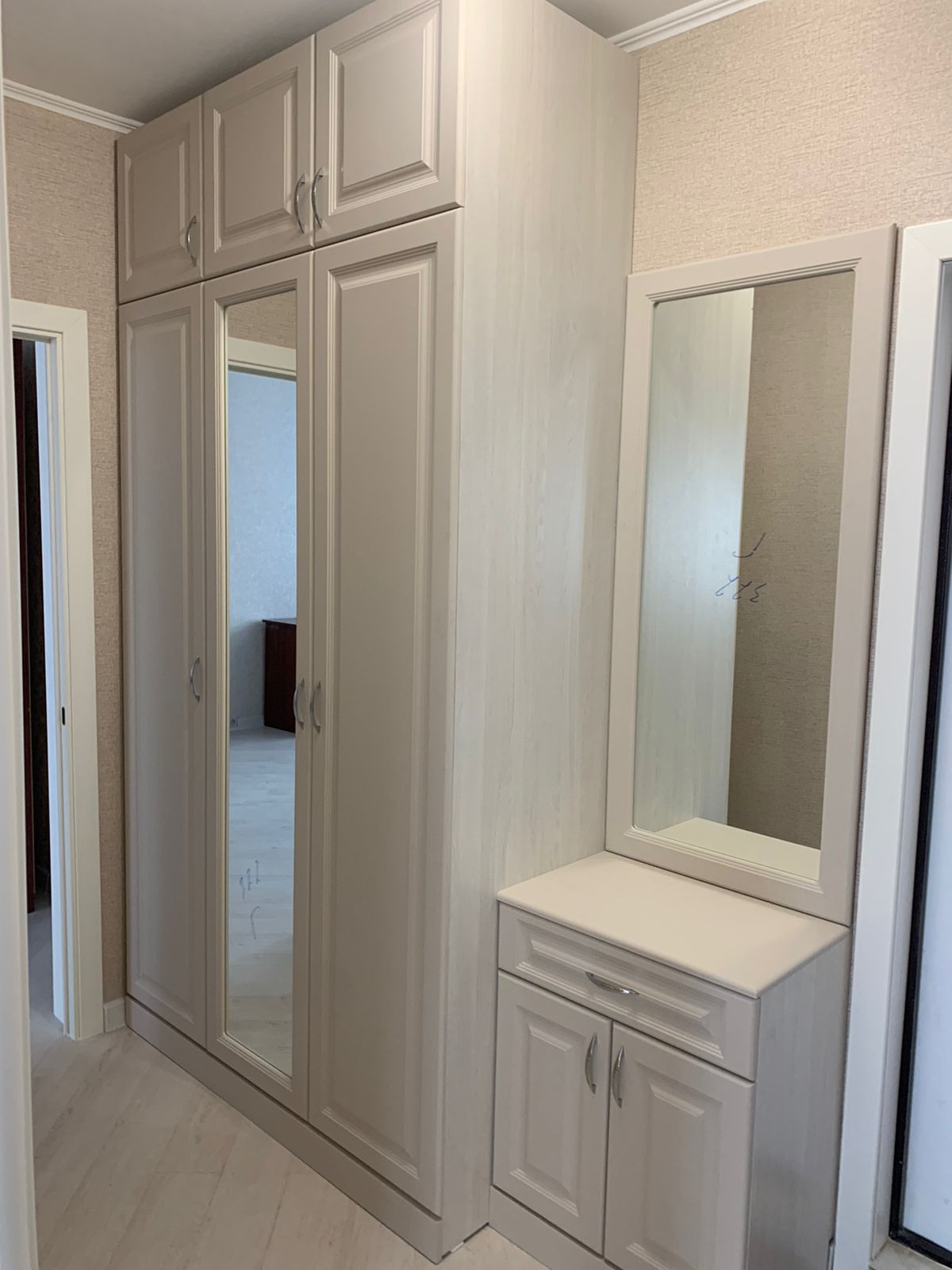 Прихожая. Производство корпусной мебели по индивидуальным проектам