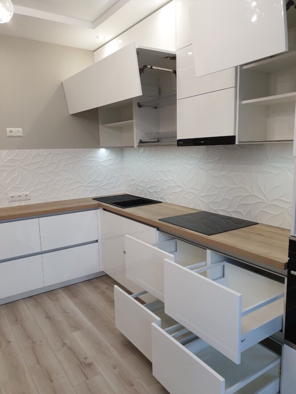 Кухни. Производство корпусной мебели по индивидуальным проектам