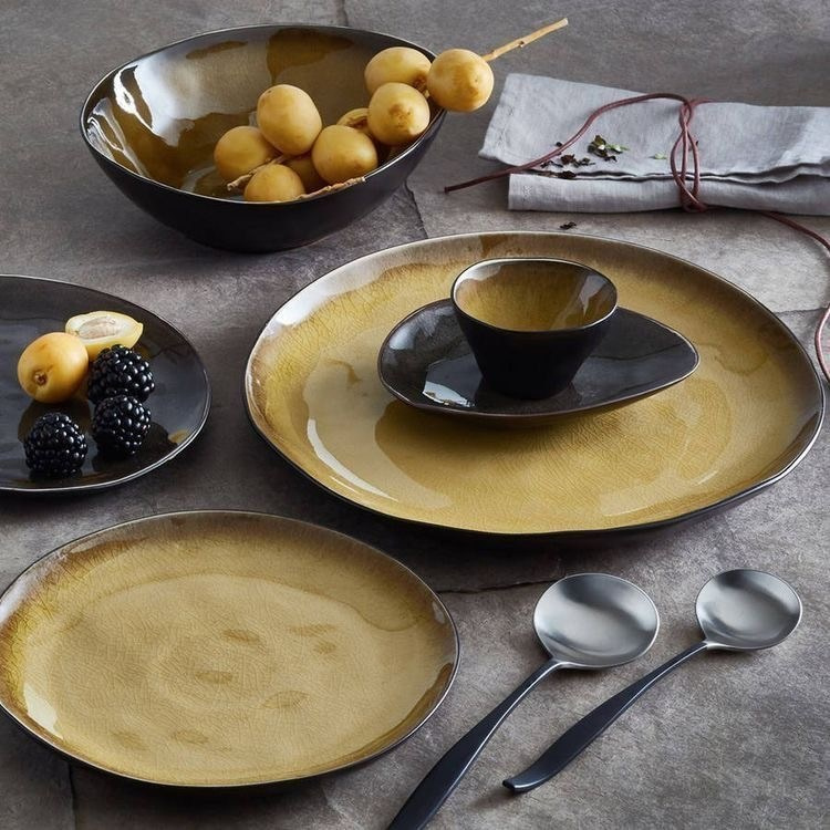 Предметное фото - уютные и стильные аксессуары для кухни и сервировки стола.