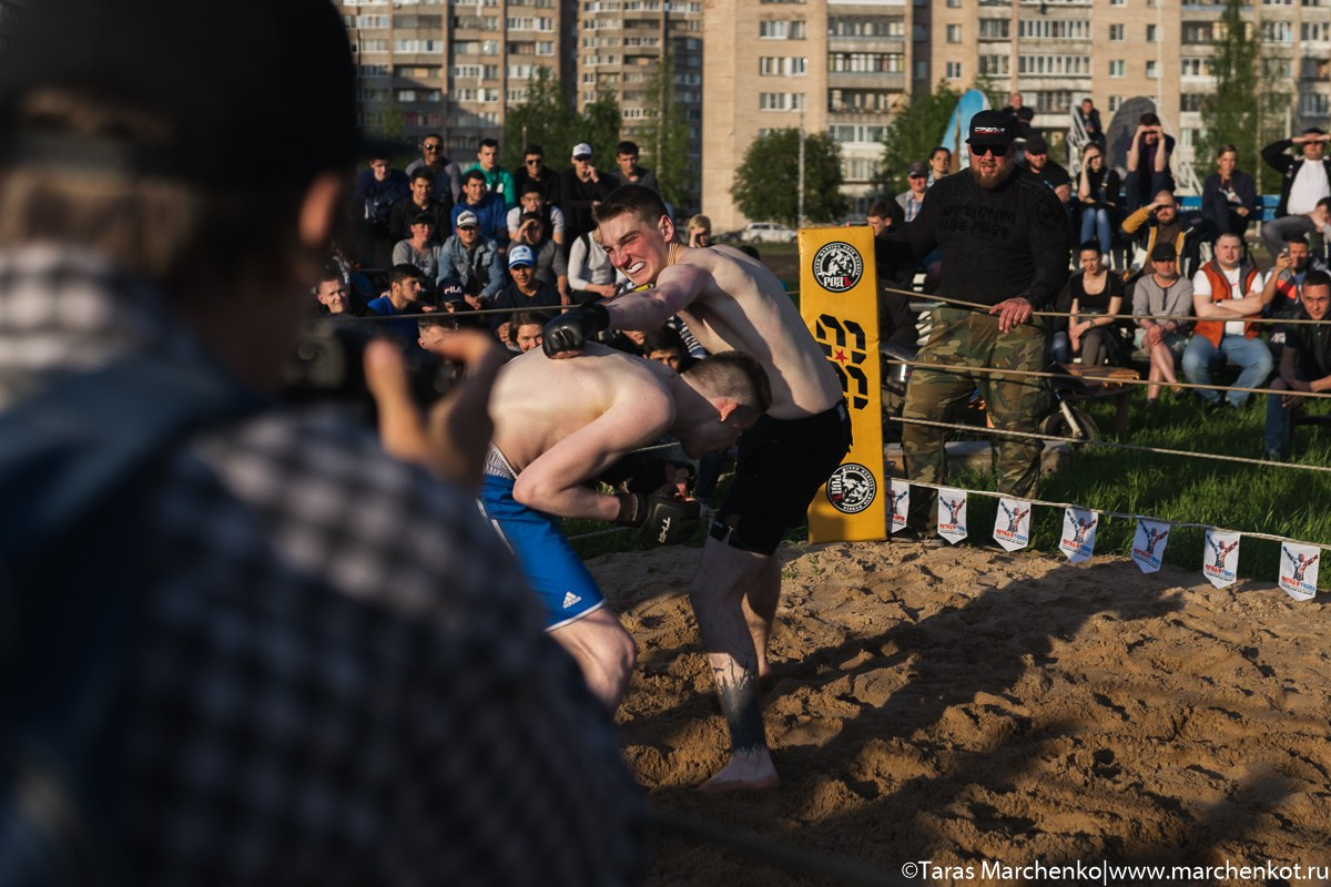 STRELKA. Репортажный и семейный фотограф в Санкт-Петербурге Тарас Марченко