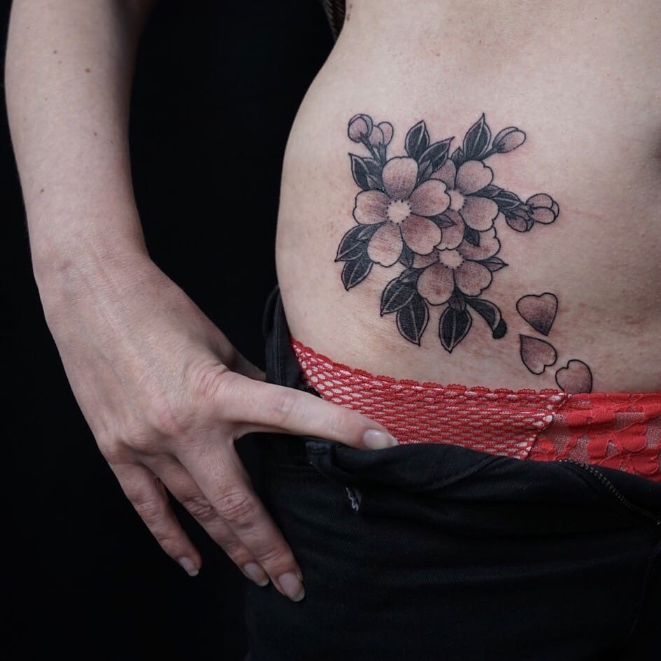 ЖЕНСКИЕ ТАТУИРОВКИ