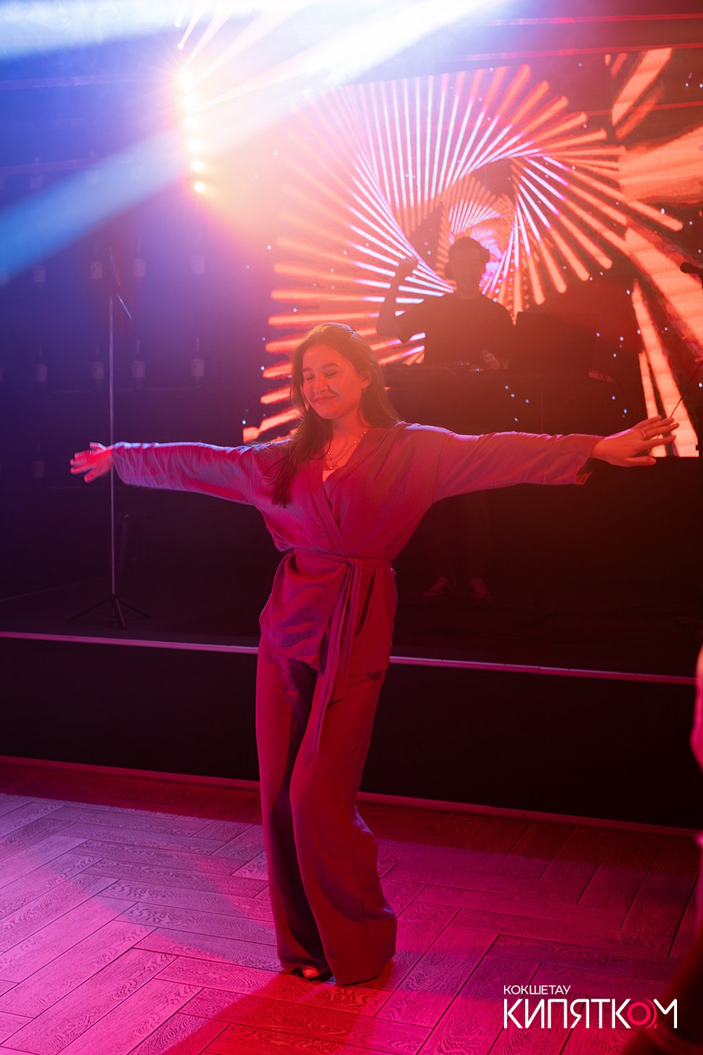 NE BRUKLIN. КИПЯТКОМ КОКШЕТАУ