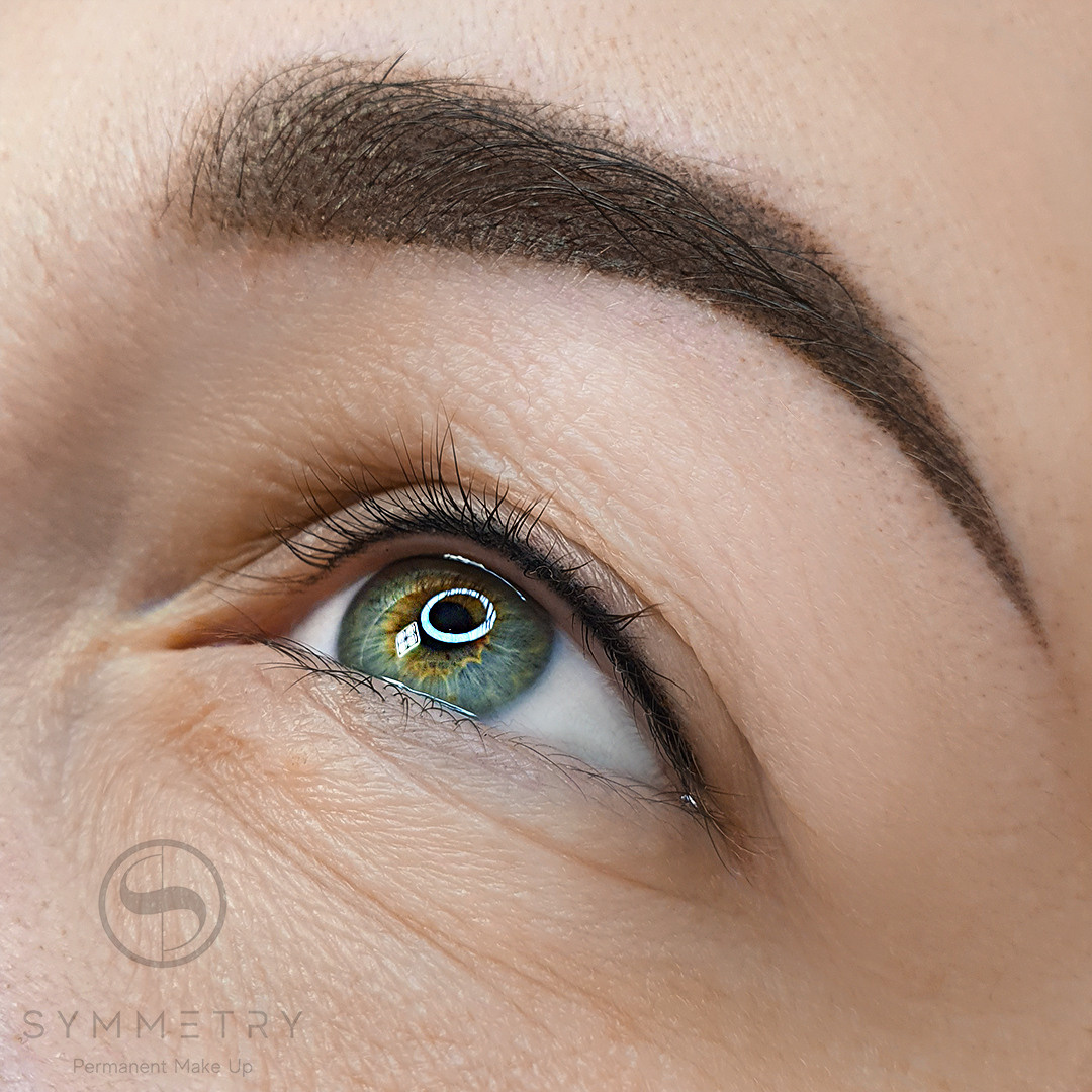 Саша. Студия перманентного макияжа, косметологии и массажа SYMMETRY в Москве, м. Киевская