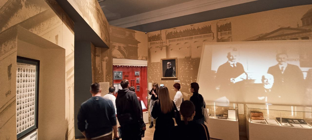 16.11.2024 // Экскурсия по Музею современной истории России. Фотовыставки serebro.gallery, в которых автором можешь стать ты! | Москва