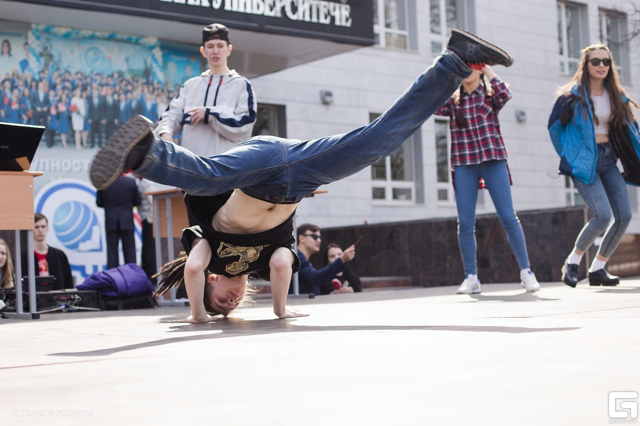 Международный день танцев. ЧГУ им И. Н. Ульянова. Фотограф в спб Александр Потапов
