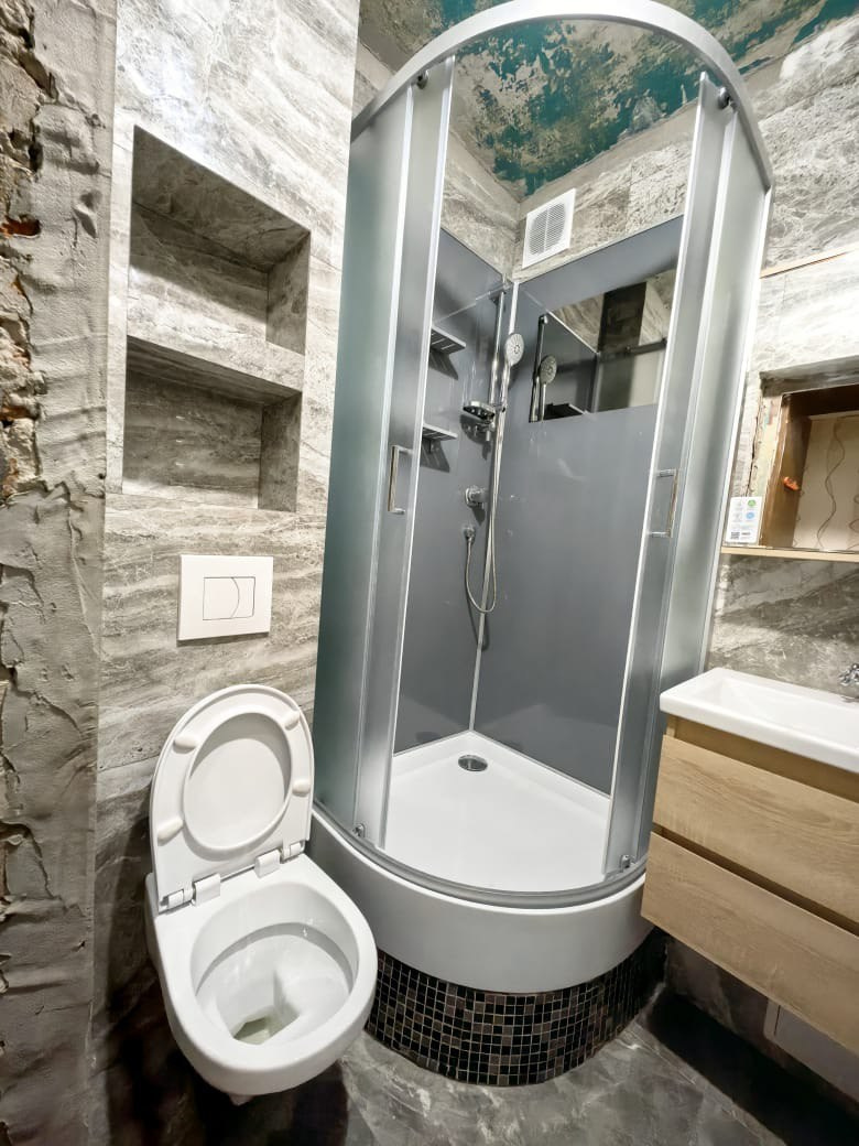 Ванная комната (ул. Чуйкова д. 38). Ремонт санузла, туалета, ванной под ключ в Казани. Укладка плитки