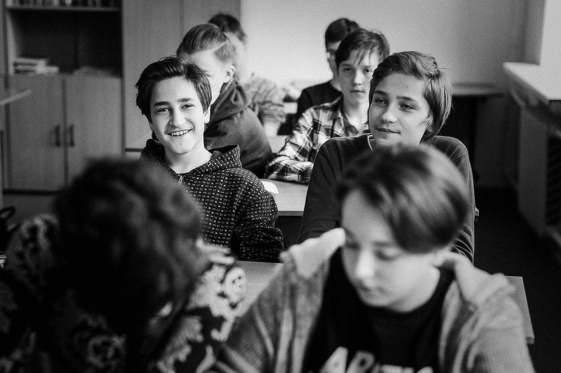 Фоторепортаж со школьного урока 4-го класса. Репортажный фотограф Борис Геер
