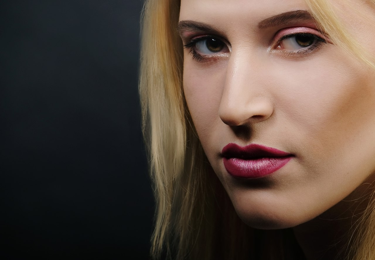 ПОРТРЕТНАЯ СЪЕМКА + BEAUTY РЕТУШЬ. Фотограф Новосибирск