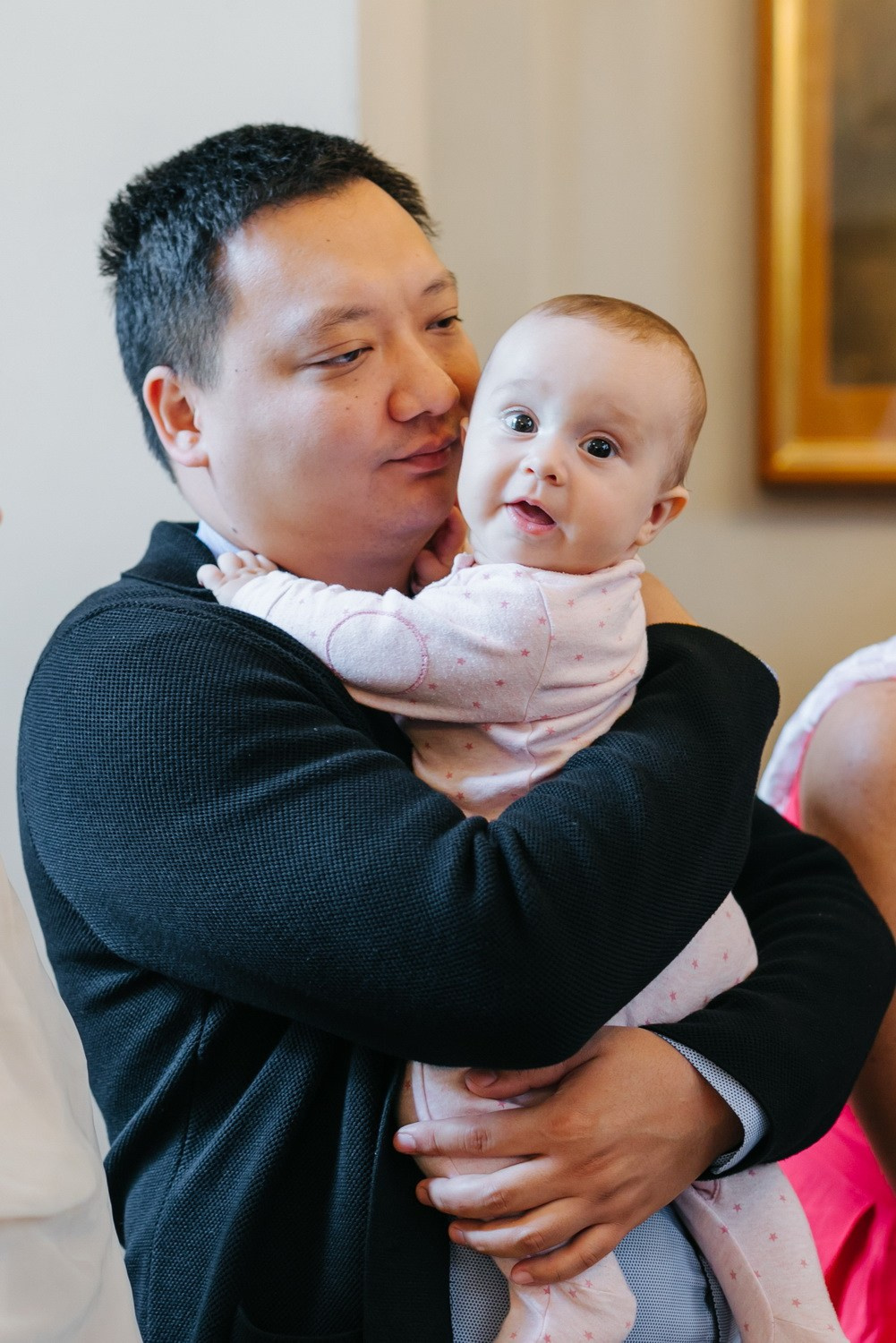 Крещение Церковь Тихвинской иконы Божией Матери. Фотограф на крещение в Санкт Петербурге