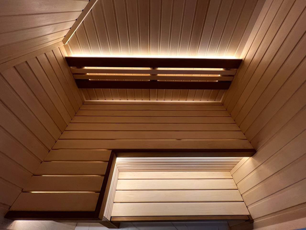 Уютная сауна на мансарде в Дранишниках: липа, термоосина и быстрый прогрев от Harvia Vega. SaunaTopMasters