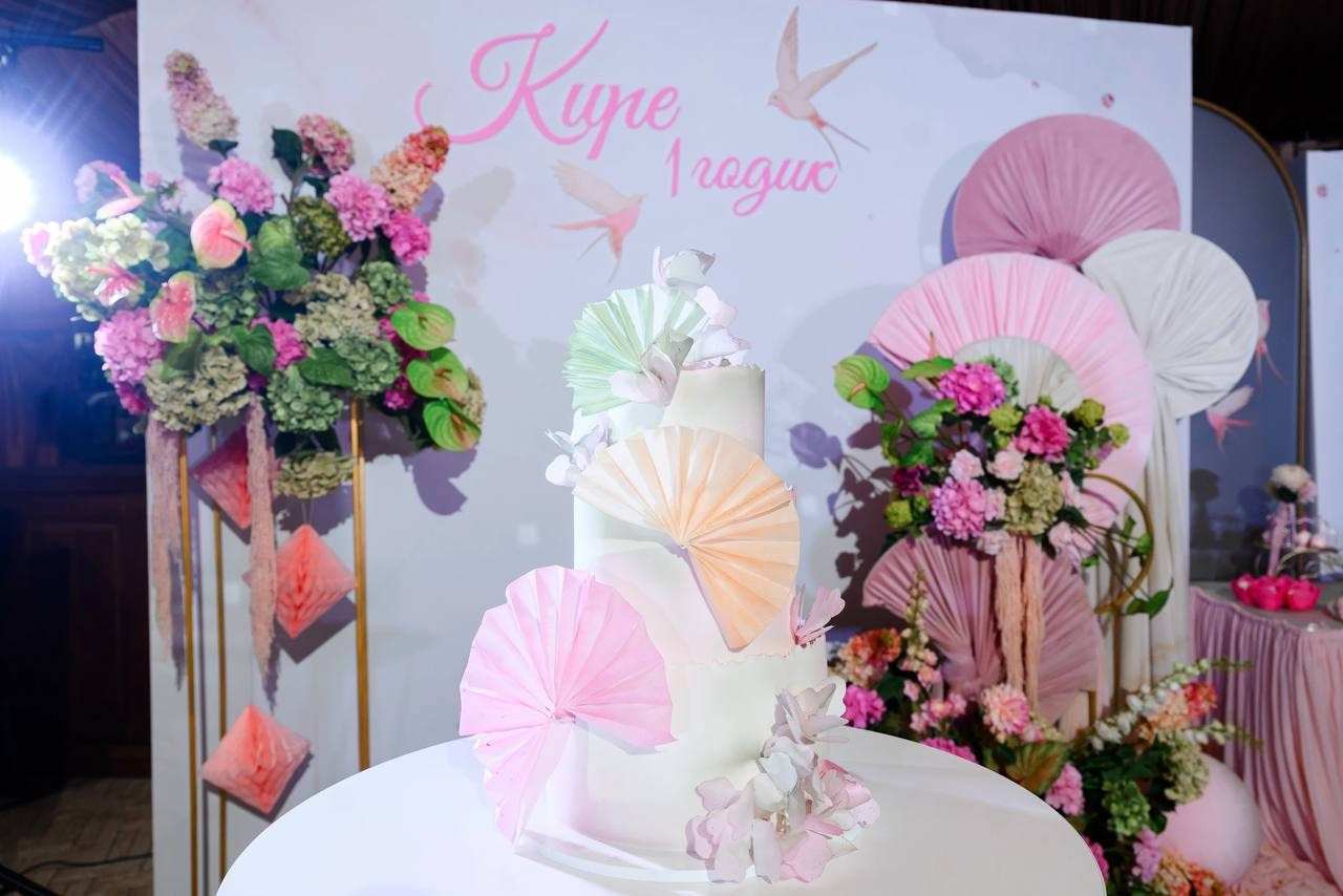 Корейский годик — это большой праздник всей семьи. Яркие краски декора являются важной частью асянди. Организация мероприятий ЮФО Кавказ