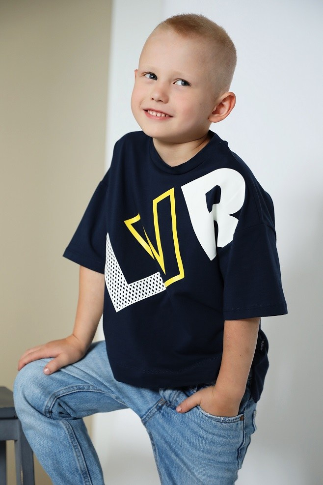 Павел Гильгулин. Съёмка одежды для маркетплейсов и брендов Morozova Production