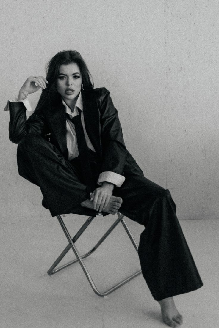 Девушка в студии