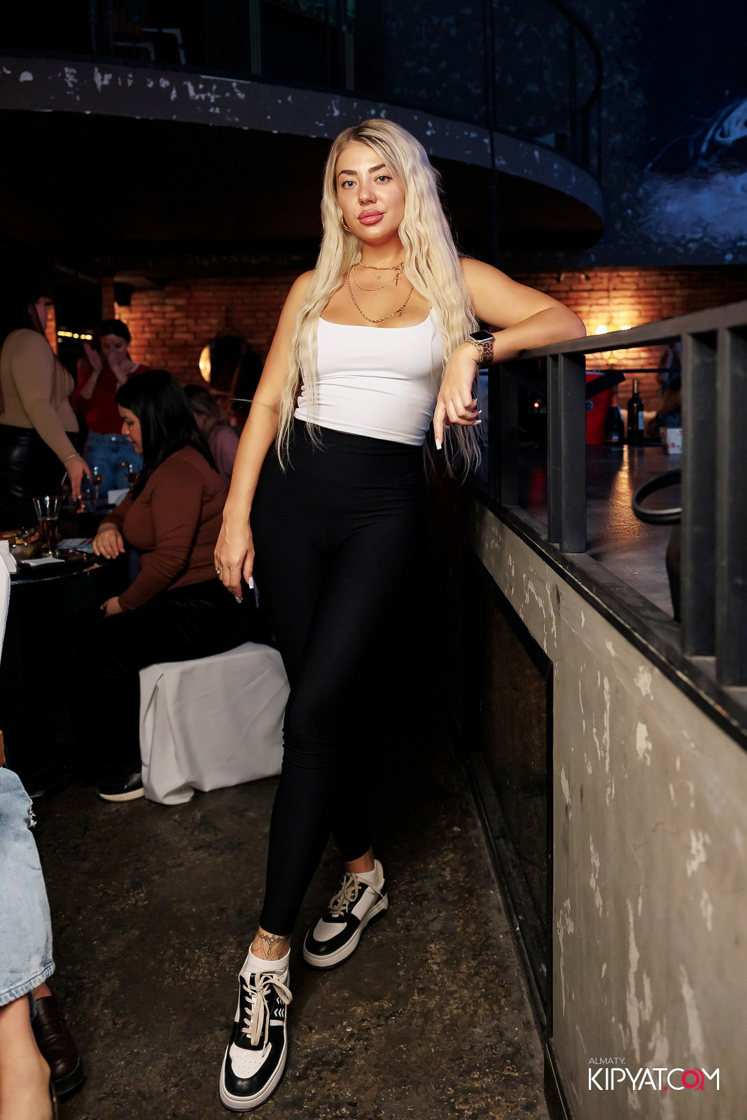 МУЗЫКАЛЬНОЕ ЛОТО В HIT RETRO. КИПЯТКОМ АЛМАТЫ!