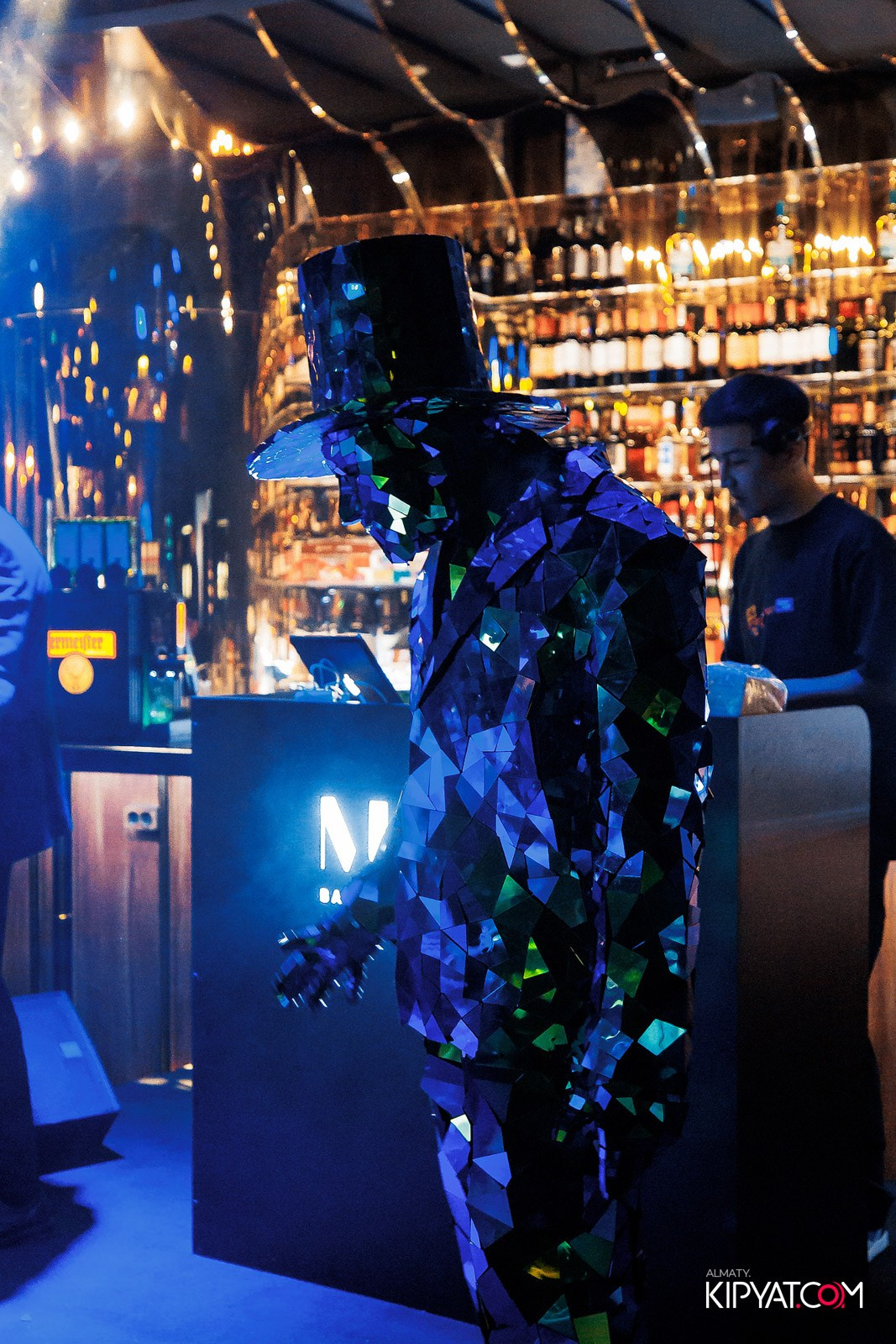 MOOD KARAOKE & TERRACE. КИПЯТКОМ АЛМАТЫ!