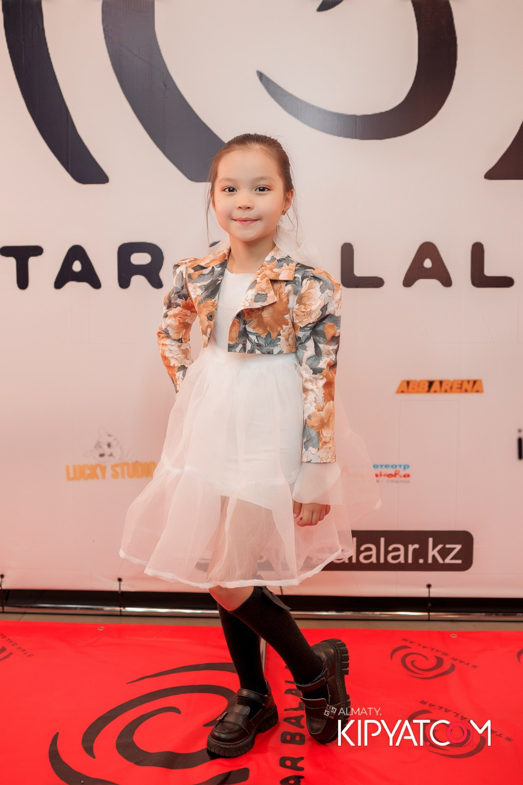 ПРЕЗЕНТАЦИЯ 9 ГРУППЫ КИНОПРОЕКТА «STARBALALAR». КИПЯТКОМ АЛМАТЫ!