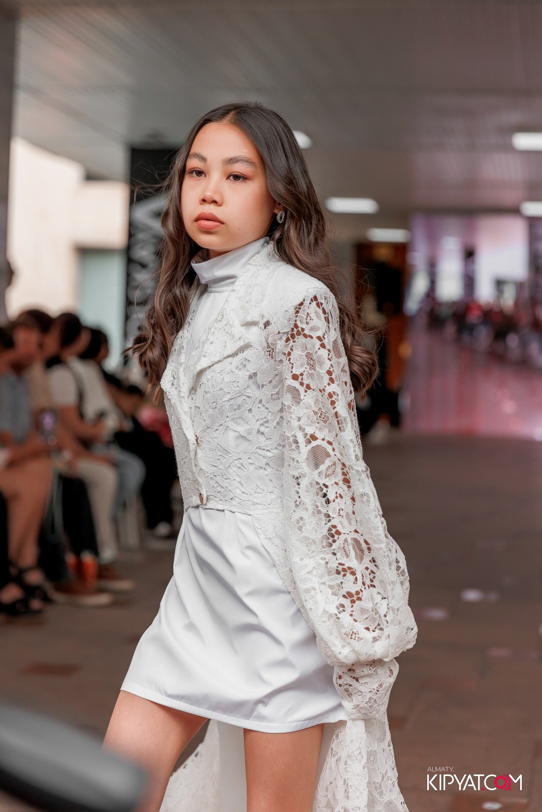 JUNIOR FASHION SHOW. КИПЯТКОМ АЛМАТЫ!