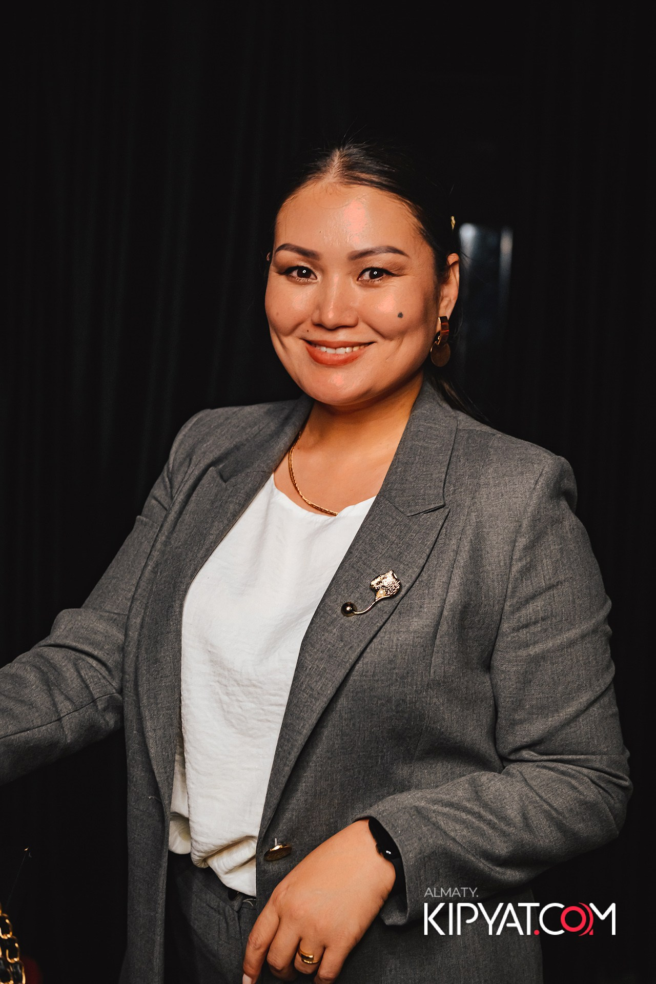 ПОСВЯЩЕНИЕ В СТУДЕНТЫ ''Q'' UNIVERSITY. КИПЯТКОМ АЛМАТЫ!