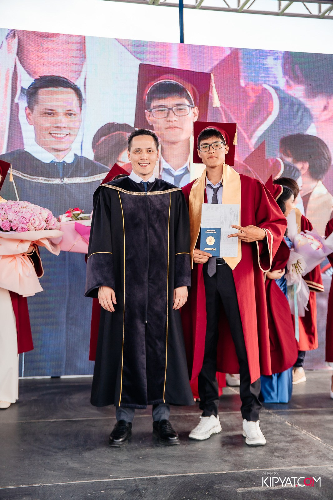 ВРУЧЕНИЕ ДИПЛОМОВ — НАРХОЗ КОЛЛЕДЖ. Part 4. КИПЯТКОМ АЛМАТЫ!