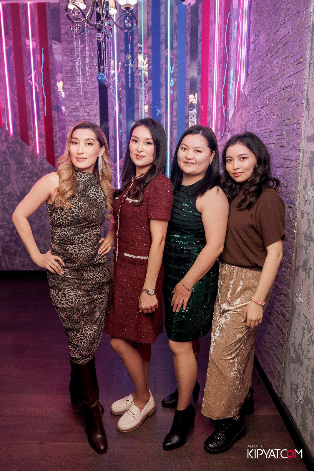 УХО И МЕДВЕДЬ НА ГАГАРИНА. КИПЯТКОМ АЛМАТЫ! Фотосъемка мероприятий в Алматы