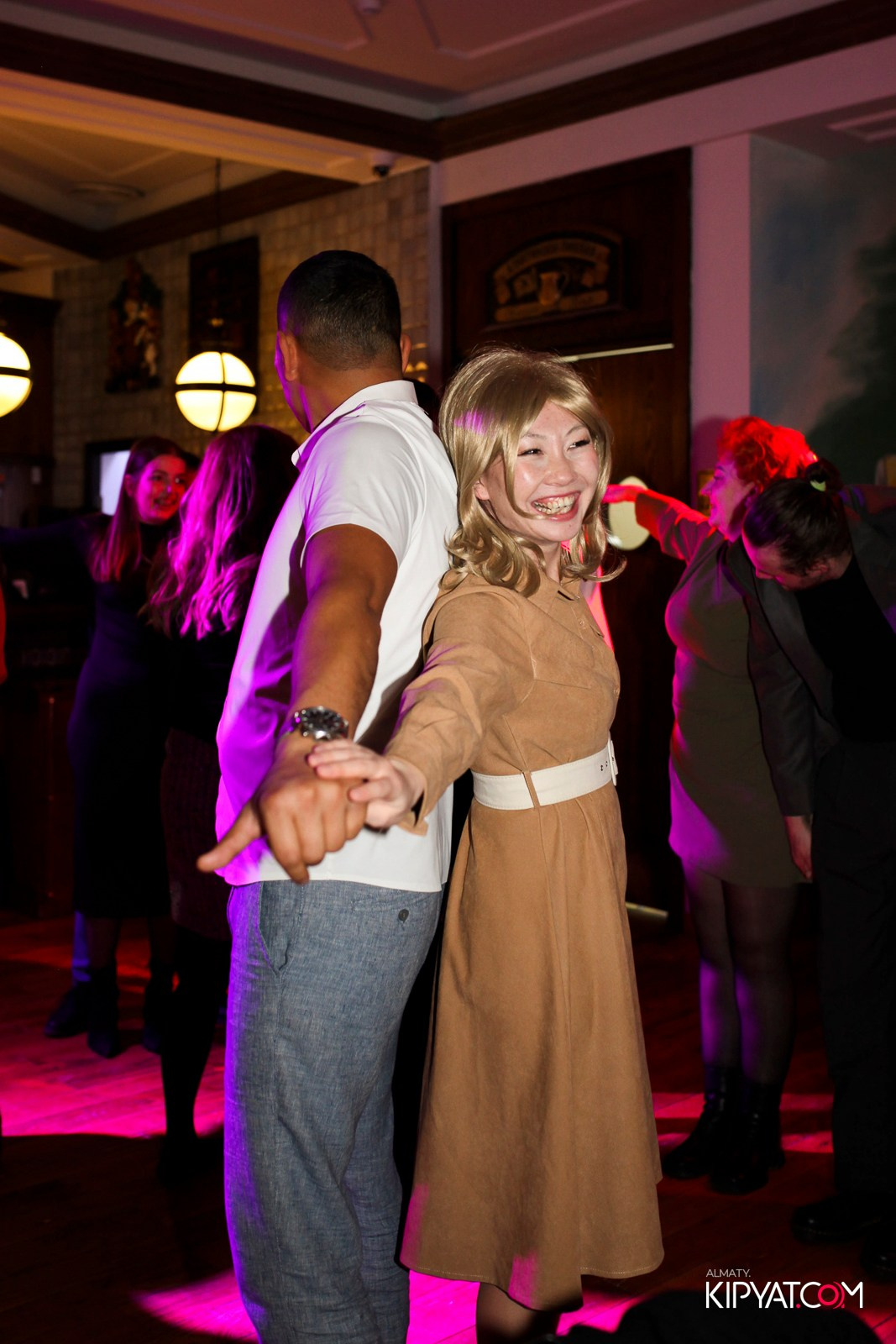 ЖИГУЛИ БАР. КИПЯТКОМ АЛМАТЫ! Фотосъемка мероприятий в Алматы