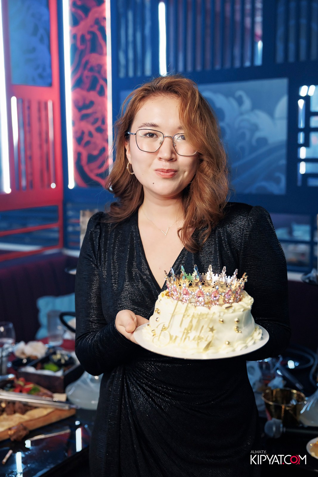 ЗАЯ, НА БИС. КИПЯТКОМ АЛМАТЫ!