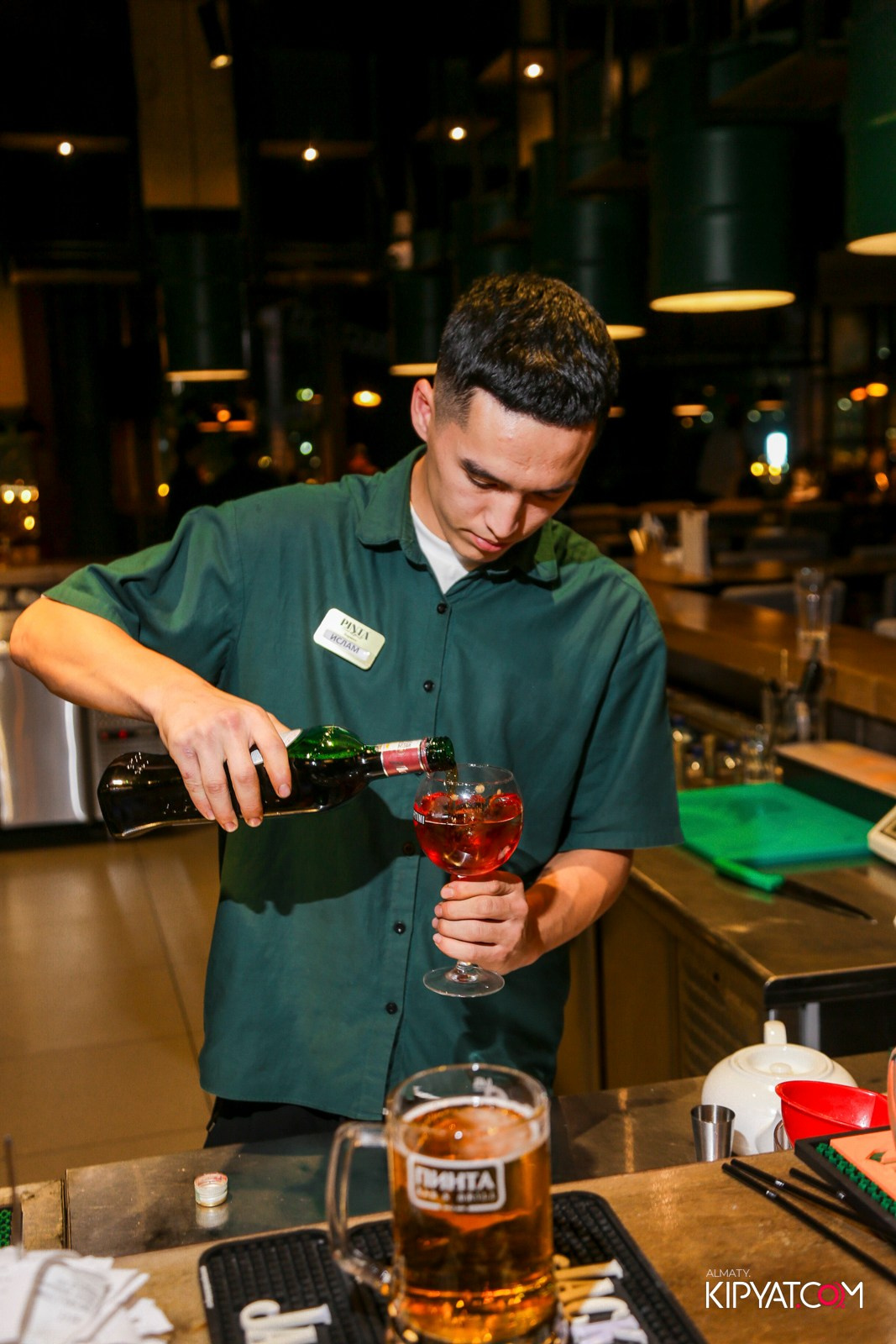 OKTOBERFEST — ПИНТА APORT MALL. КИПЯТКОМ АЛМАТЫ!