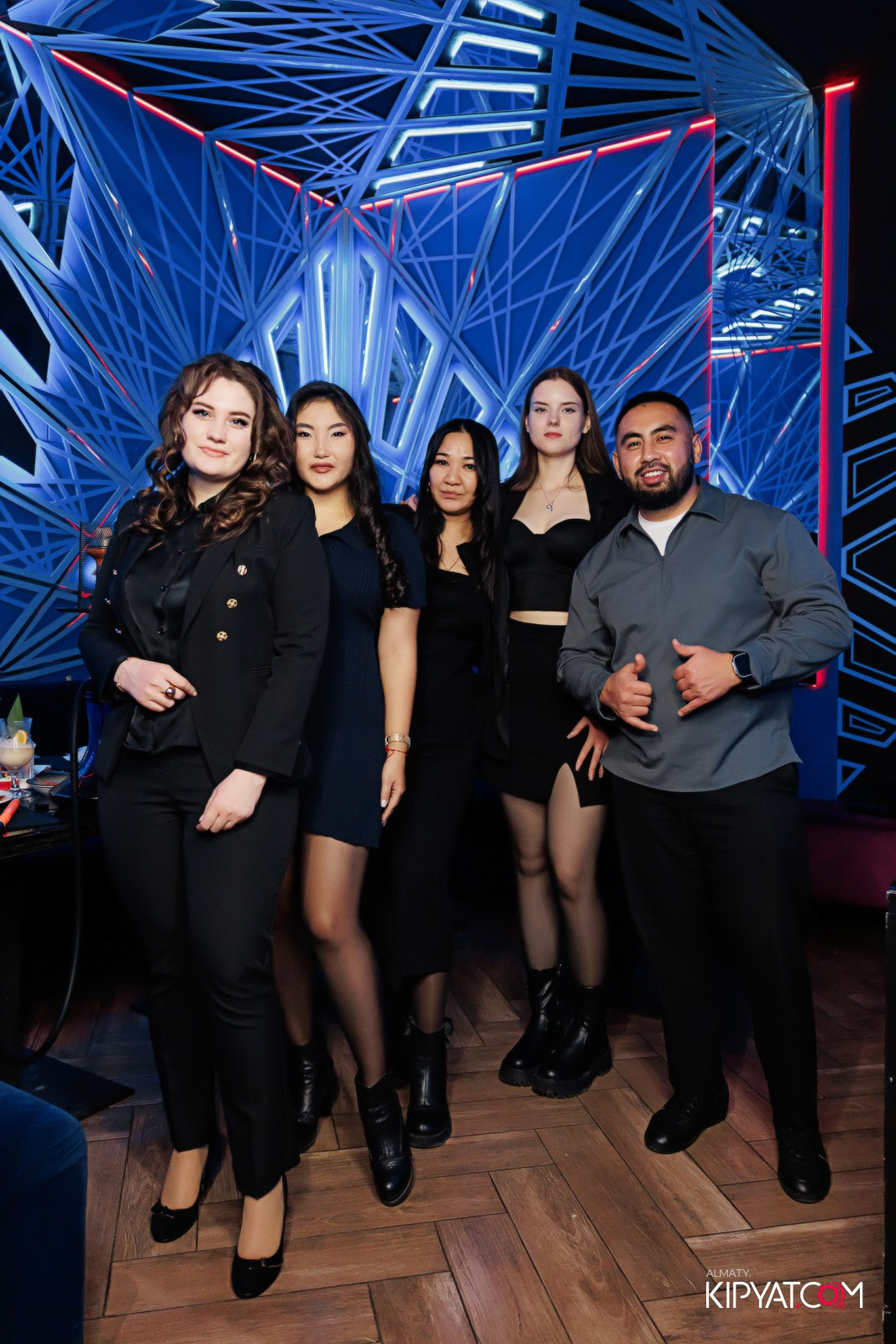 ЗАЯ, НА БИС. КИПЯТКОМ АЛМАТЫ!