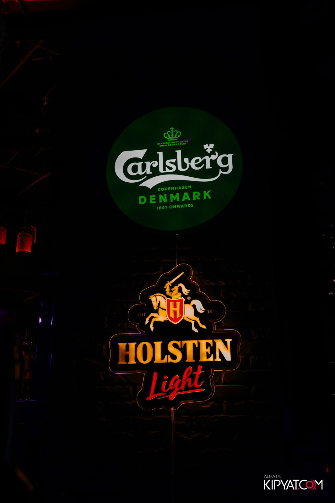 БАР ПАНАЕХАЛИ НА ТОЛЕ БИ. КИПЯТКОМ АЛМАТЫ!