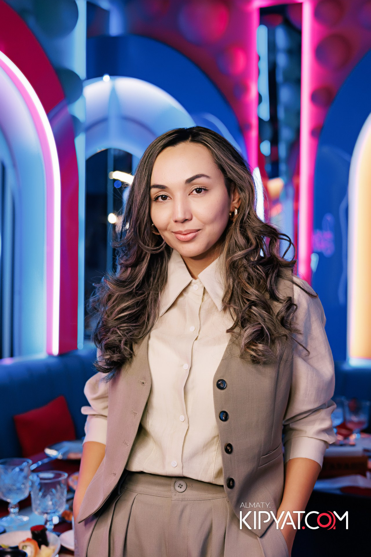 ЗАЯ, НА БИС. КИПЯТКОМ АЛМАТЫ!