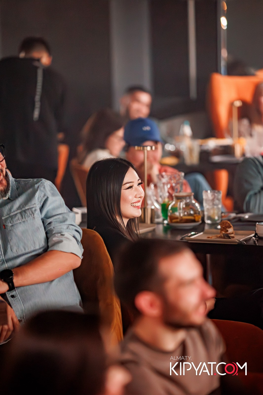 STAND UP КОНЦЕРТ АЛЕКСАНДРА МЕРКУЛЬ. КИПЯТКОМ АЛМАТЫ!