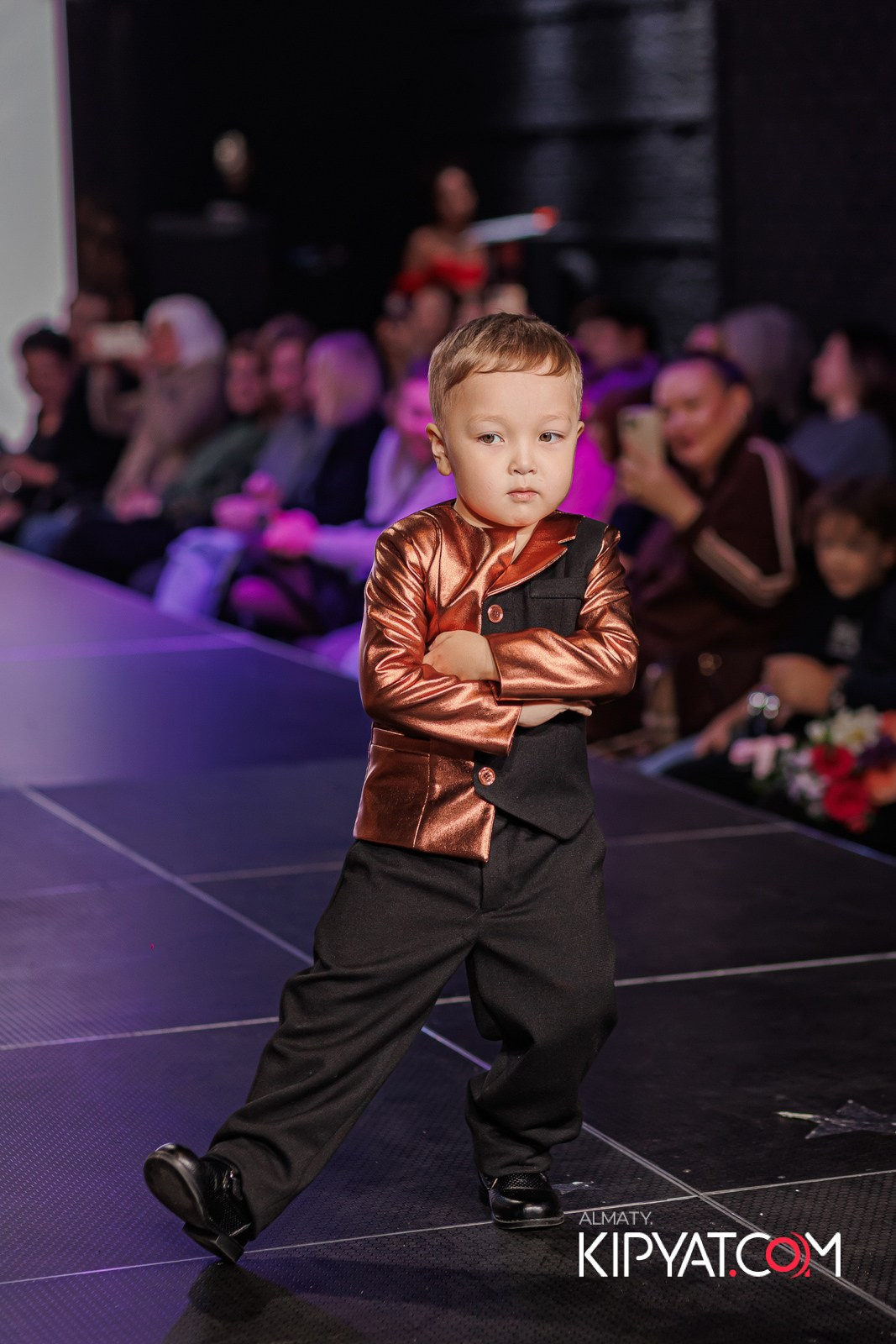 JUNIOR MODELS SHOW В РАМКАХ БЛАГОТВОРИТЕЛЬНОГО ПРОЕКТА МОДА ЗА СЧАСТЬЕ ДЕТЕЙ. КИПЯТКОМ АЛМАТЫ!