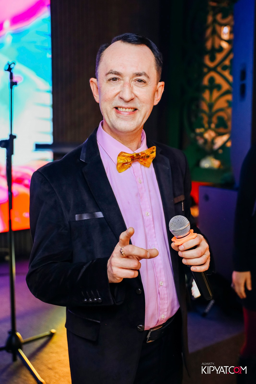 РЕСТОРАН ВЕСЕЛИДЗЕ НА ШЕВЧЕНКО. КИПЯТКОМ АЛМАТЫ!