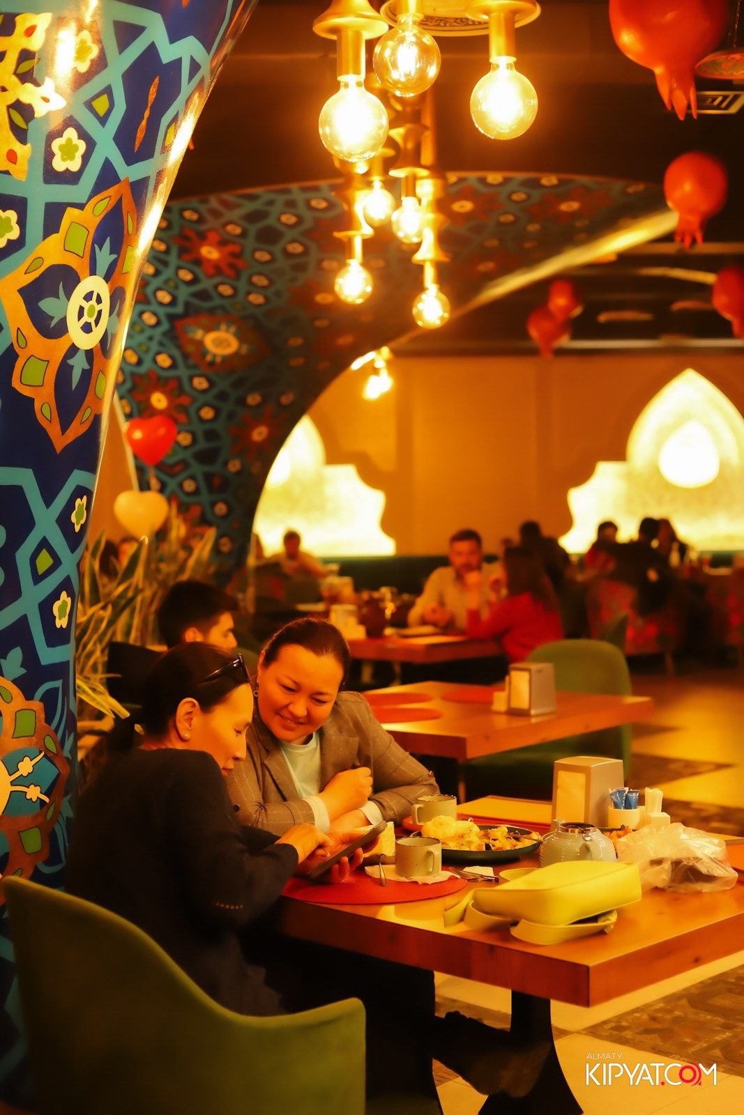 РЕСТОРАН PAVLIN MAVLIN. КИПЯТКОМ АЛМАТЫ!