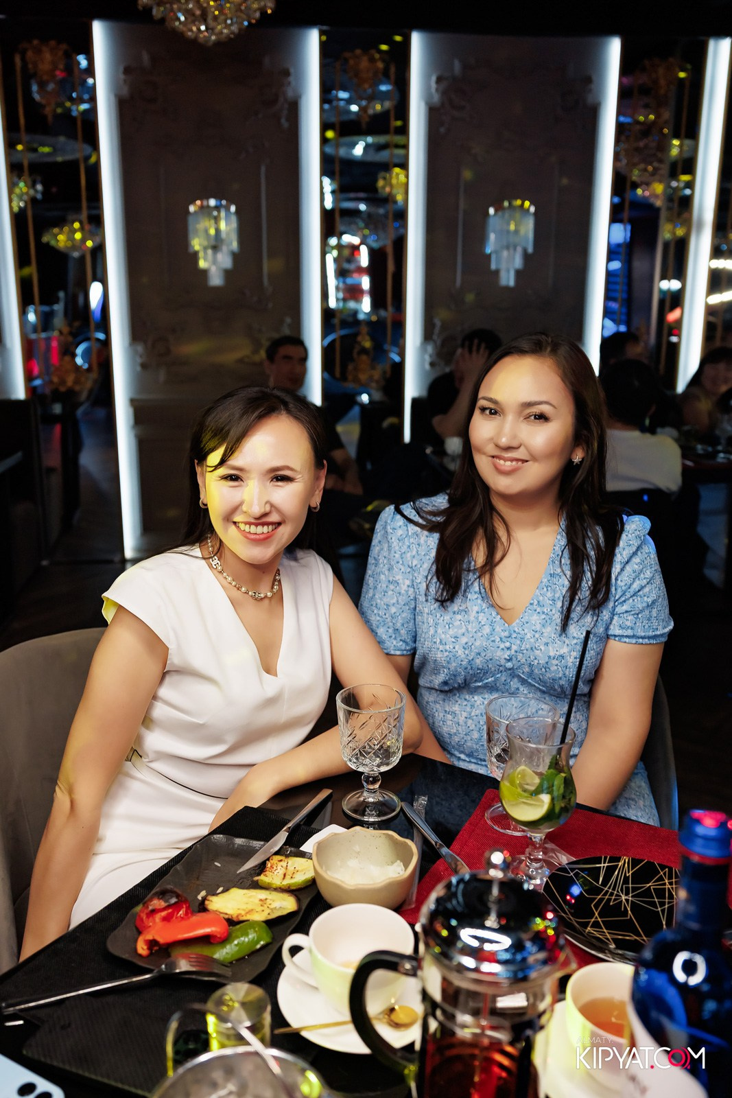 ЗАЯ, НА БИС. КИПЯТКОМ АЛМАТЫ!