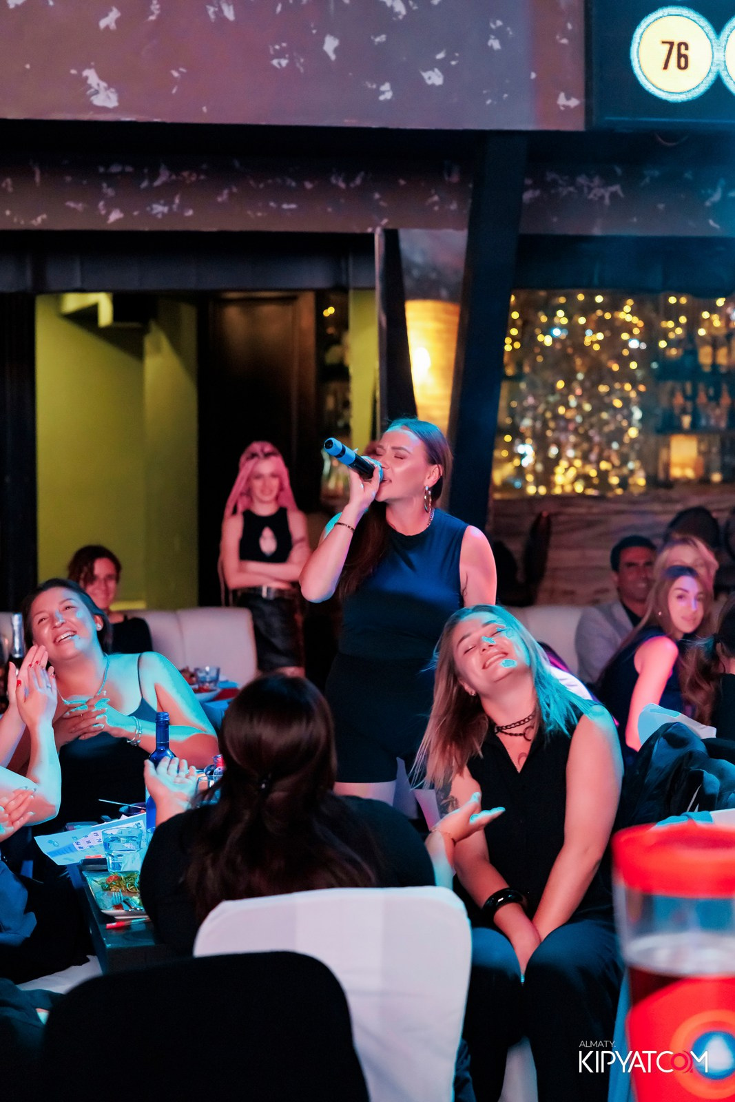 МУЗЫКАЛЬНОЕ ЛОТО В HIT RETRO. КИПЯТКОМ АЛМАТЫ!