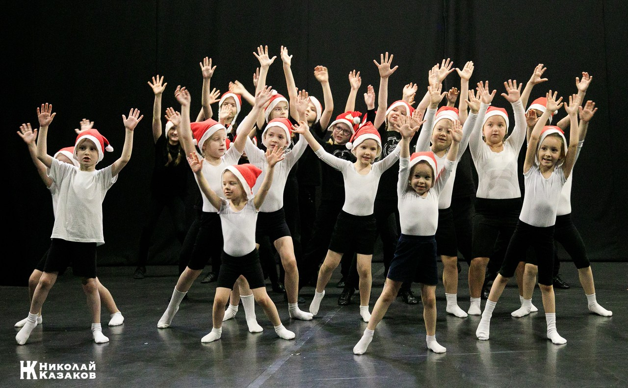 СТУДИЯ «ЧЕЛОВЕК». Николай Казаков. Профессиональный фотограф. Преподаватель фотографии